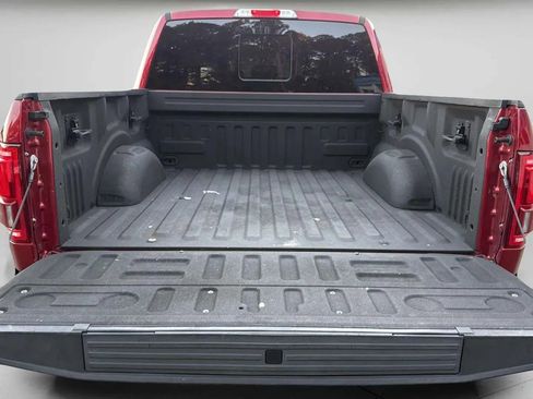 Used 2017 Ford F150 Lariat w/ Equipment Group 502A Luxury image 33