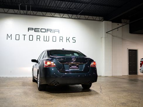 Used 2015 Nissan Altima 2.5 S w/ Power Driver Seat Package image 10