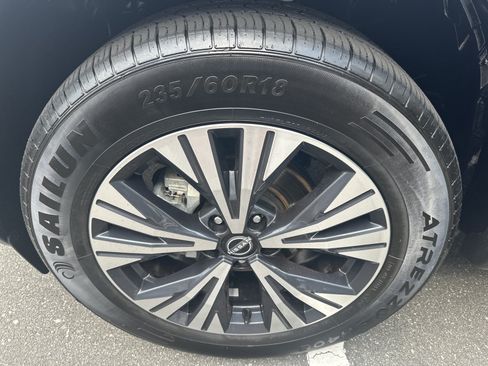 Used 2023 Nissan Rogue SV FWD image 33