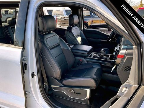 Used 2025 Ford F150 Raptor AWD/4WD image 29