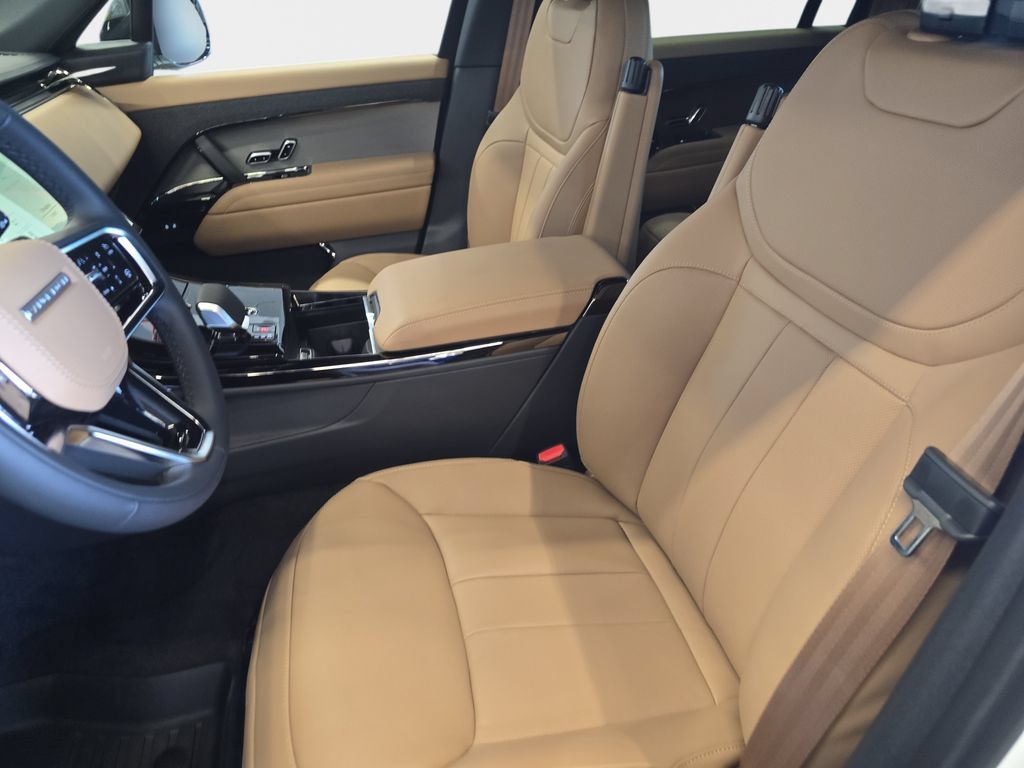 New 2026 Land Rover Range Rover Sport SE AWD/4WD image 12