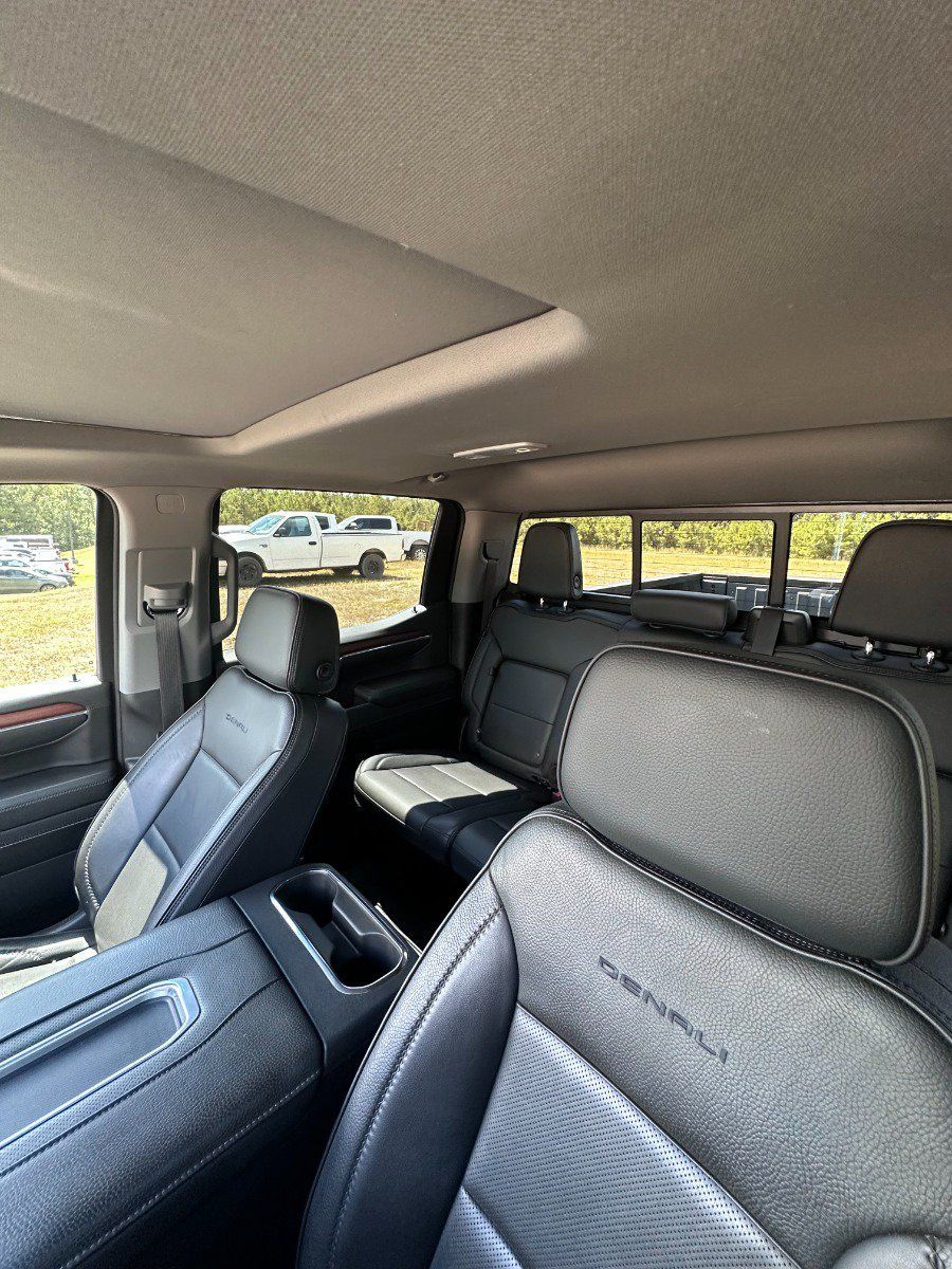 Used 2022 GMC Sierra 1500 Denali AWD/4WD image 32