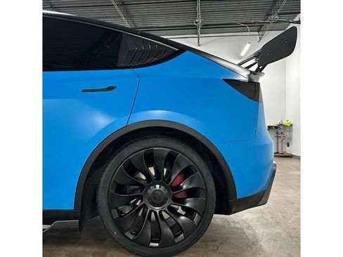 Used 2021 Tesla Model Y Performance AWD/4WD image 10