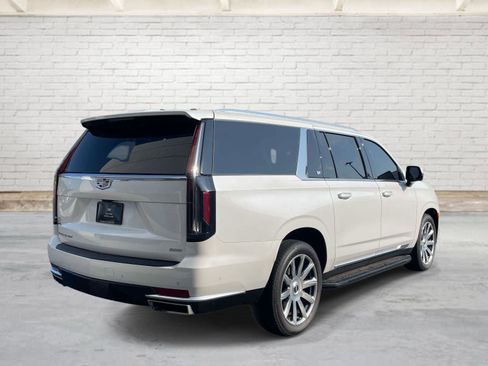 Certified 2024 Cadillac Escalade ESV Premium Luxury Platinum w/ LPO, Floor Liner Package AWD/4WD image 3