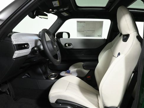 Used 2025 MINI Cooper S image 3