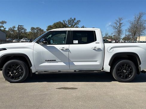 New 2026 Toyota Tundra Limited image 2