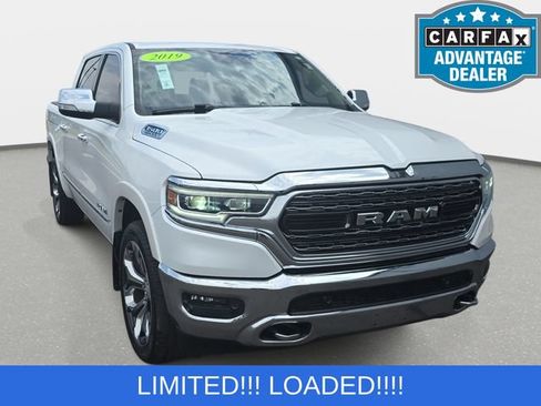 Used 2019 RAM 1500 Limited RWD image 3