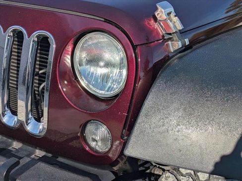 Used 2018 Jeep Wrangler Unlimited Sport w/ Connectivity Group image 6