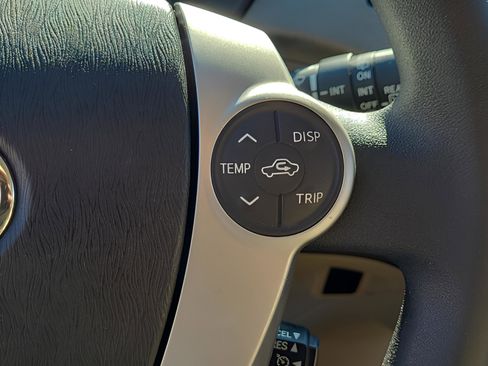 Used 2013 Toyota Prius Three image 21