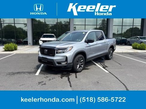 Used 2023 Honda Ridgeline Sport image 1