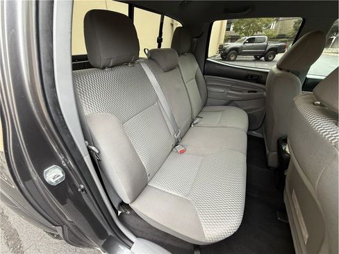 Used 2013 Toyota Tacoma PreRunner image 14