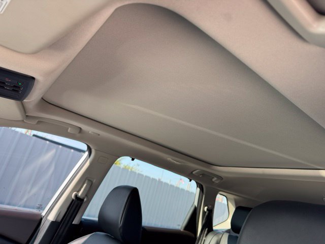 Used 2022 Nissan Rogue SV w/ SV Premium Package FWD image 13