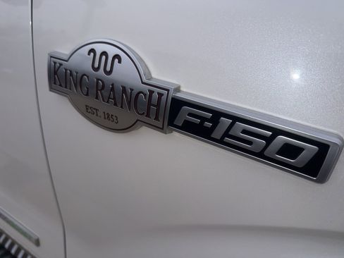 Used 2014 Ford F150 King Ranch w/ King Ranch Luxury Package image 6
