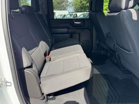 Used 2024 Chevrolet Silverado 2500 Custom w/ Custom Value Package AWD/4WD image 15