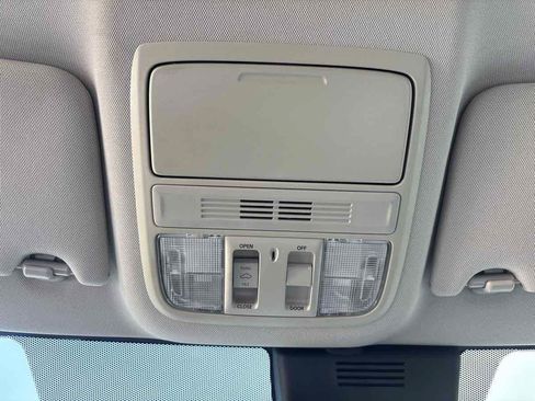 Used 2020 Honda Accord EX image 27