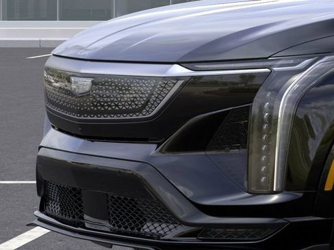 New 2026 Cadillac Optiq V w/ LPO, Floor Liner Package AWD/4WD image 13