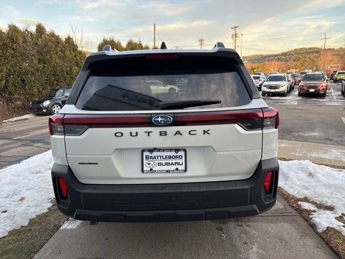 New 2026 Subaru Outback Limited image 4