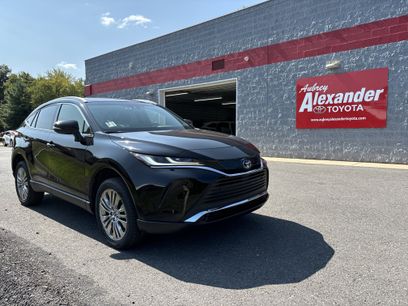 Used 2022 Toyota Venza XLE