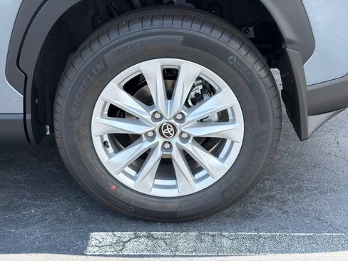 New 2026 Toyota Corolla Cross LE FWD image 21