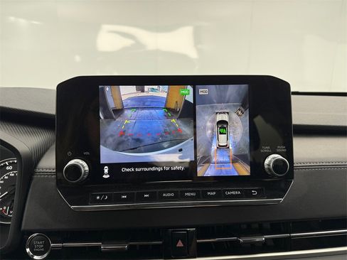 Used 2024 Mitsubishi Outlander SE image 18