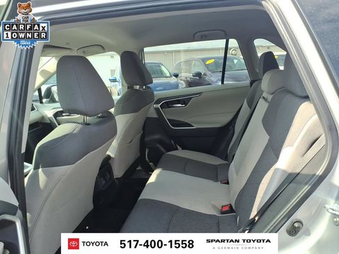 Used 2024 Toyota RAV4 XLE FWD image 10