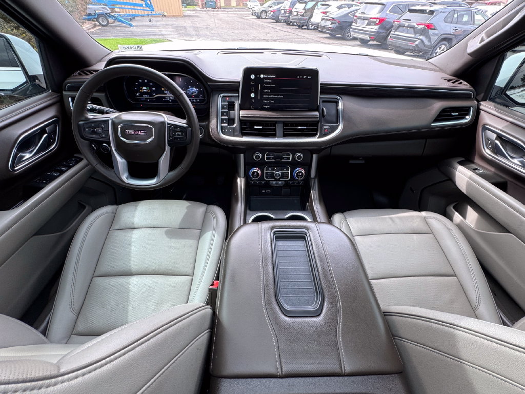 Used 2022 GMC Yukon SLT w/ SLT Premium Package AWD/4WD image 36