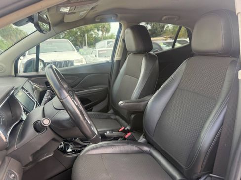 Used 2017 Buick Encore Preferred FWD image 16