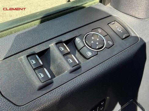 Used 2022 Ford F350 Lariat w/ Black Appearance Package AWD/4WD image 21