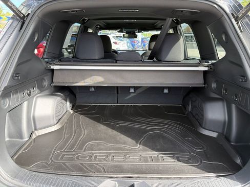 Certified 2025 Subaru Forester Premium AWD/4WD image 25