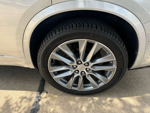 Used 2020 Cadillac XT6 Sport image 12