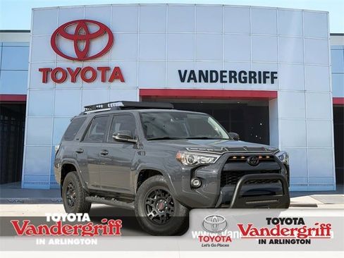 Certified 2024 Toyota 4Runner SR5 Premium image 1