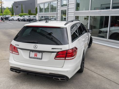 Used 2014 Mercedes-Benz E 63 AMG S-Model image 6
