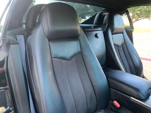 Used 2006 Cadillac XLR V image 19