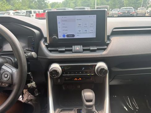 Certified 2025 Toyota RAV4 LE AWD/4WD image 34