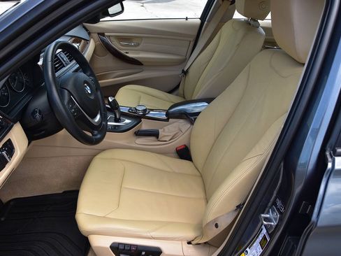 Used 2014 BMW 328i Sedan RWD image 9