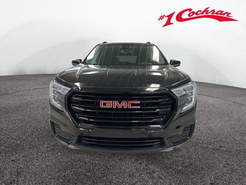 Certified 2023 GMC Terrain SLE w/ Driver Convenience Package image 33