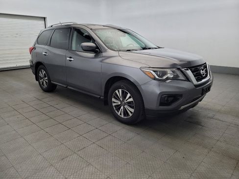 Used 2017 Nissan Pathfinder SV AWD/4WD image 11