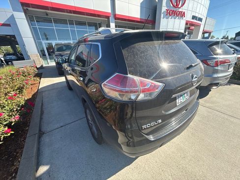 Used 2016 Nissan Rogue SL w/ SL Premium Package AWD/4WD image 7