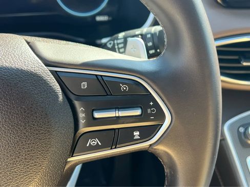 Used 2022 Hyundai Santa Fe SEL Premium image 33