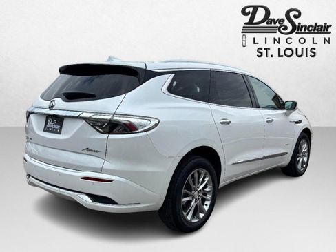 Used 2022 Buick Enclave Avenir w/ Avenir Technology Package image 5