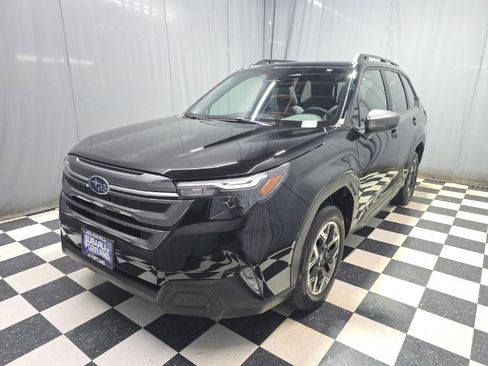 Certified 2025 Subaru Forester Premium w/ Convenience Package #1 image 1