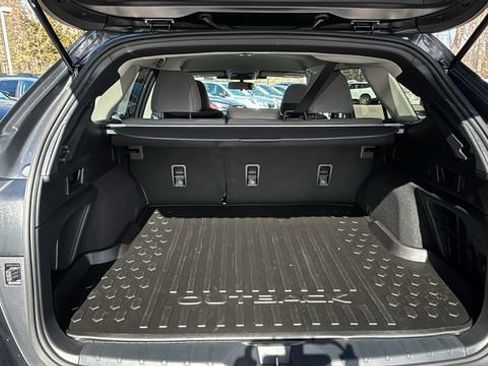 Certified 2025 Subaru Outback Premium AWD/4WD image 31