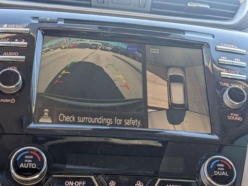 Used 2024 Nissan Murano SL image 22