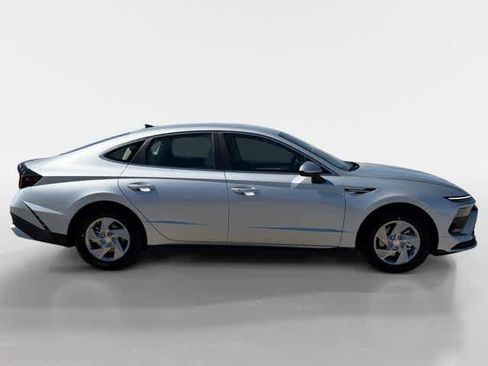 New 2026 Hyundai Sonata SE image 6