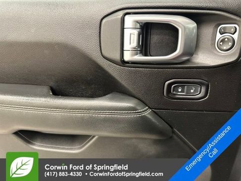 Used 2019 Jeep Wrangler Unlimited Sahara w/ Uconnect 4C Nav & Sound Group image 24