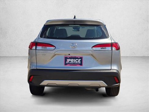 Used 2024 Toyota Corolla Cross L FWD image 6