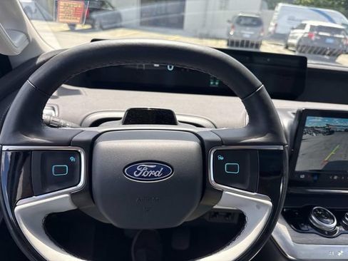 Certified 2025 Ford Expedition Max Platinum AWD/4WD image 29