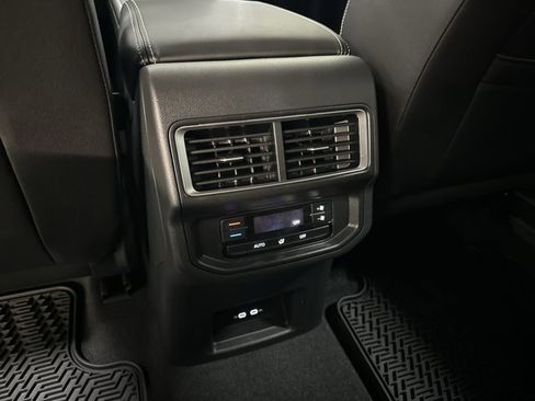 New 2026 Volkswagen Atlas SE image 36