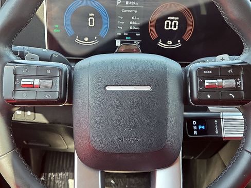 Used 2025 Hyundai Santa Fe SEL AWD/4WD image 30