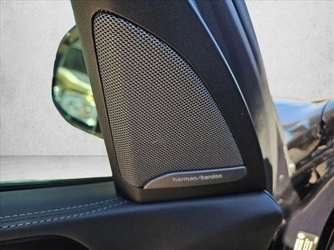 Used 2022 BMW X5 M50i w/ Executive Package image 17